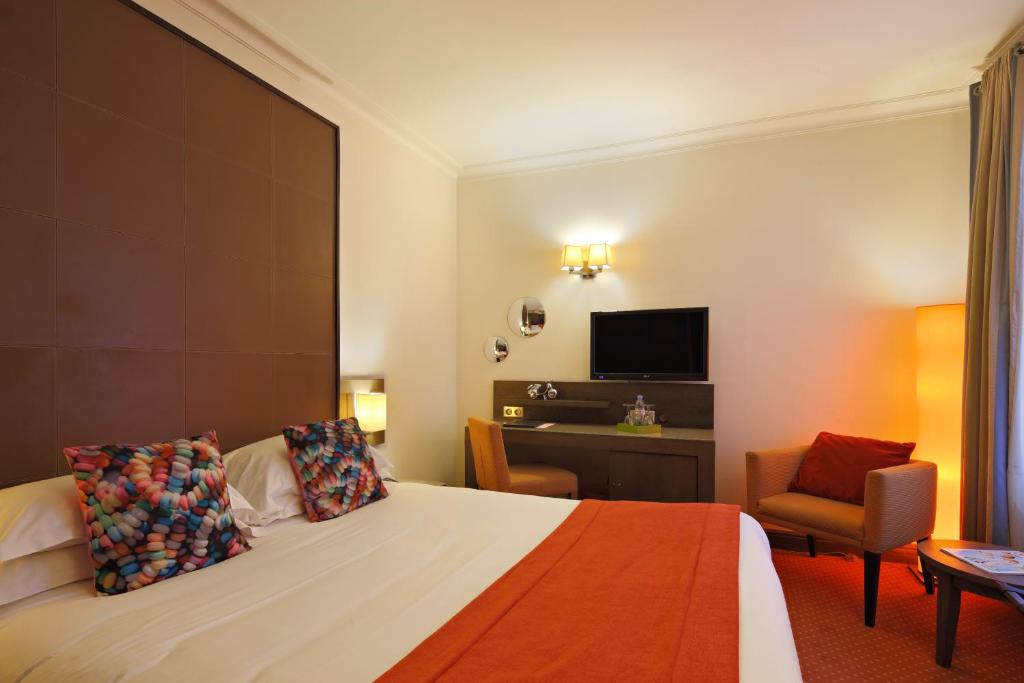Westside Arc de Triomphe Hotel - Resim 23