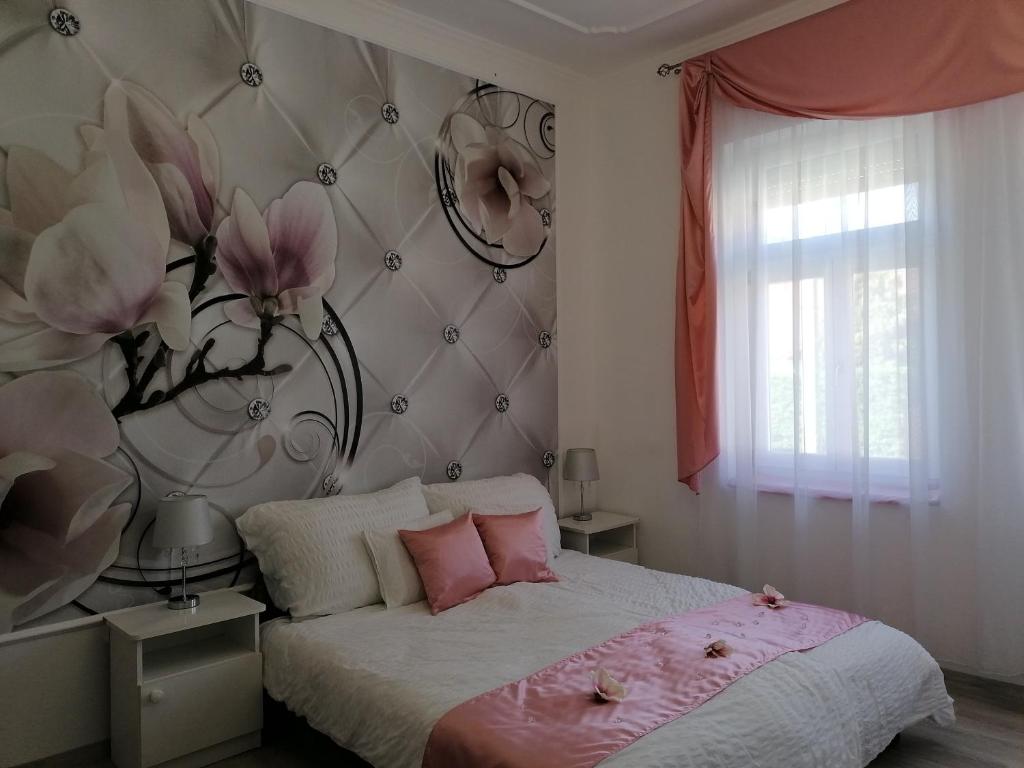 Villa Napsugár - Wohnung - Erdgeschoss