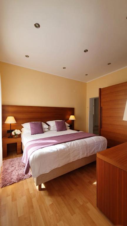 Apartments Miljas - 8