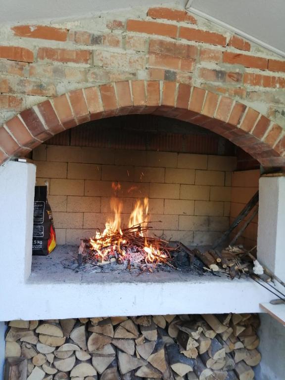 Gril pre hostí v apartmáne