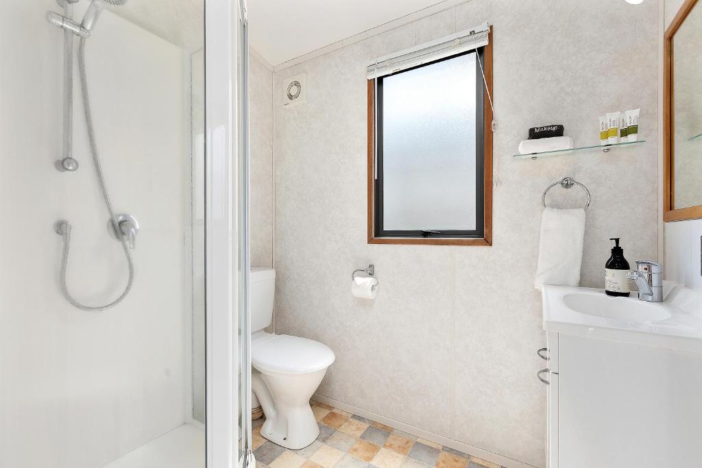 Bowentown Beach Holiday Park - Resim 38