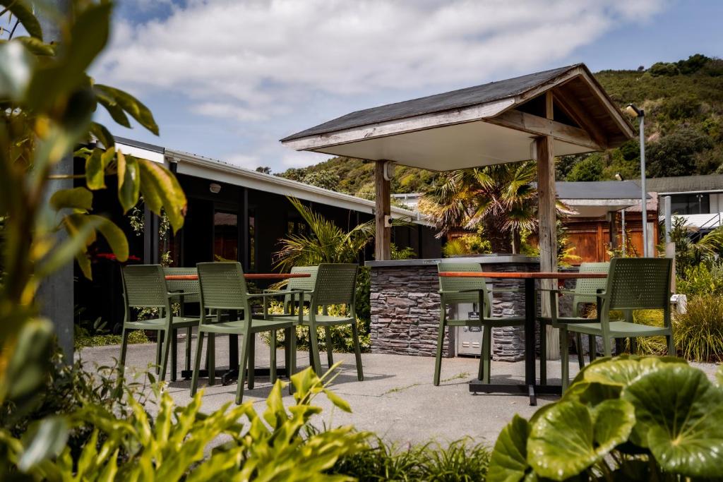 Bowentown Beach Holiday Park - Resim 44