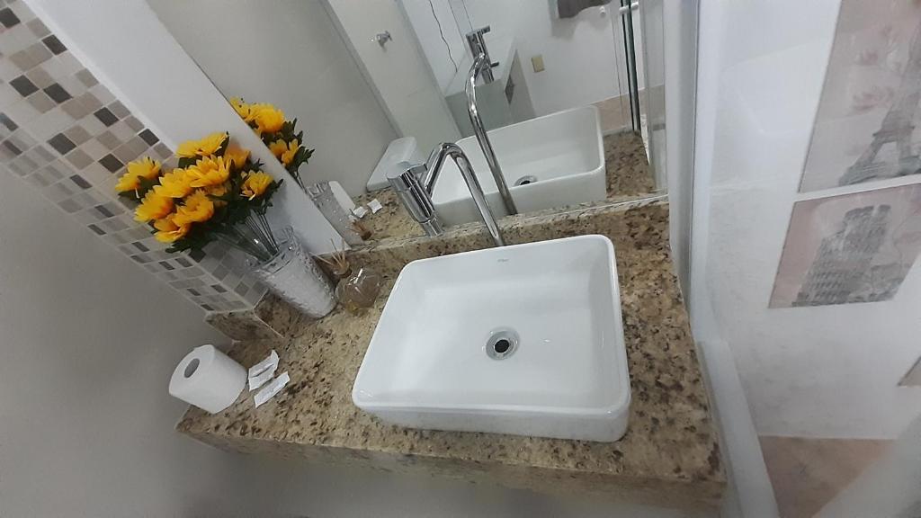  Banheiro de Vidro em Suíte compacta.Centro