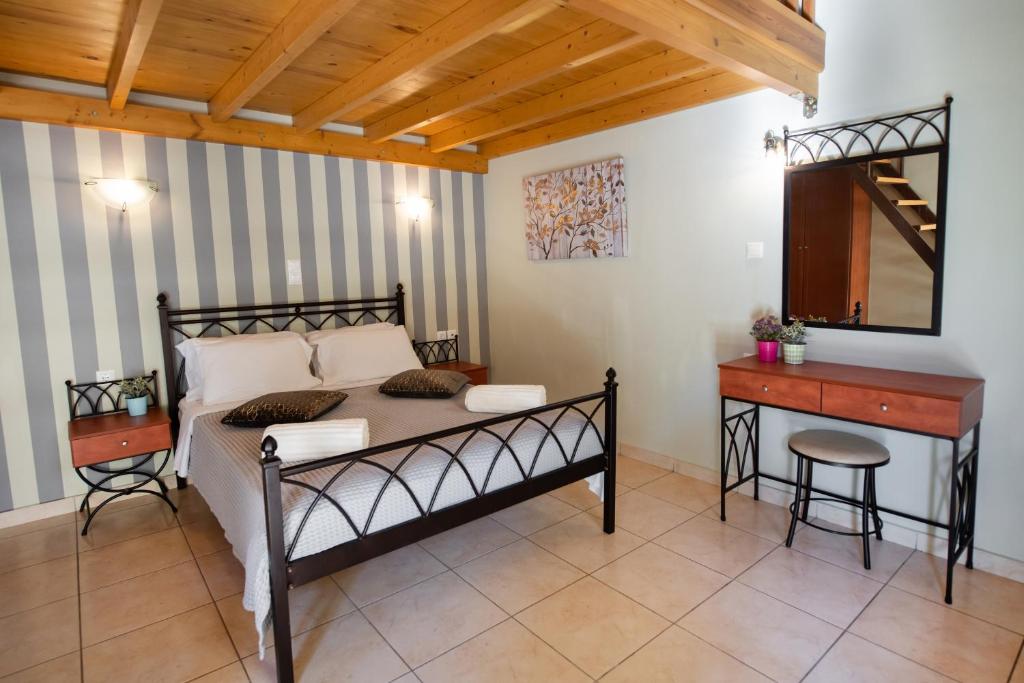Postel nebo postele na pokoji v ubytování Camping Village Episkopos