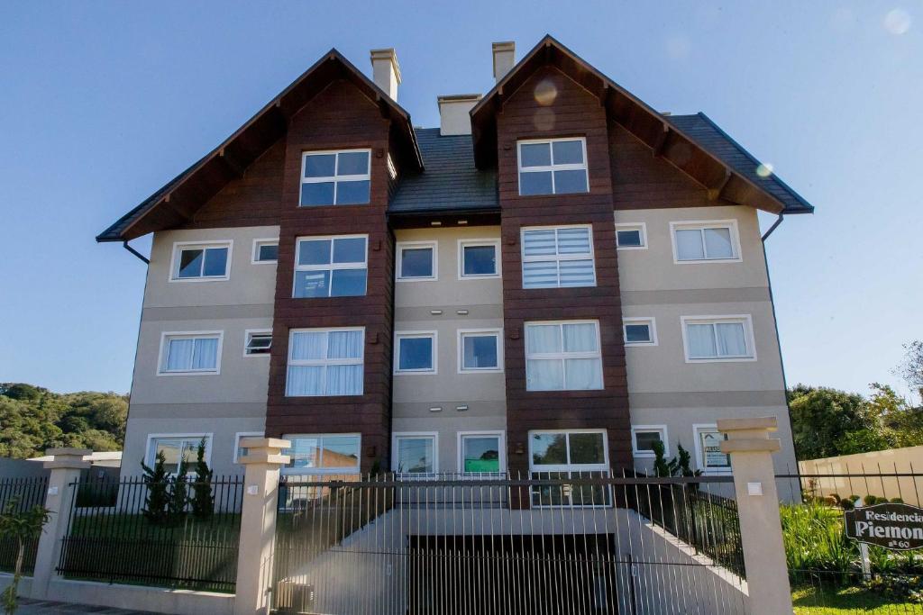 LOCAR- IN GRAMADO Piemonte 104 - Moderno e completo  LOCAR- IN GRAMADO Piemonte 104 - Moderno e completo