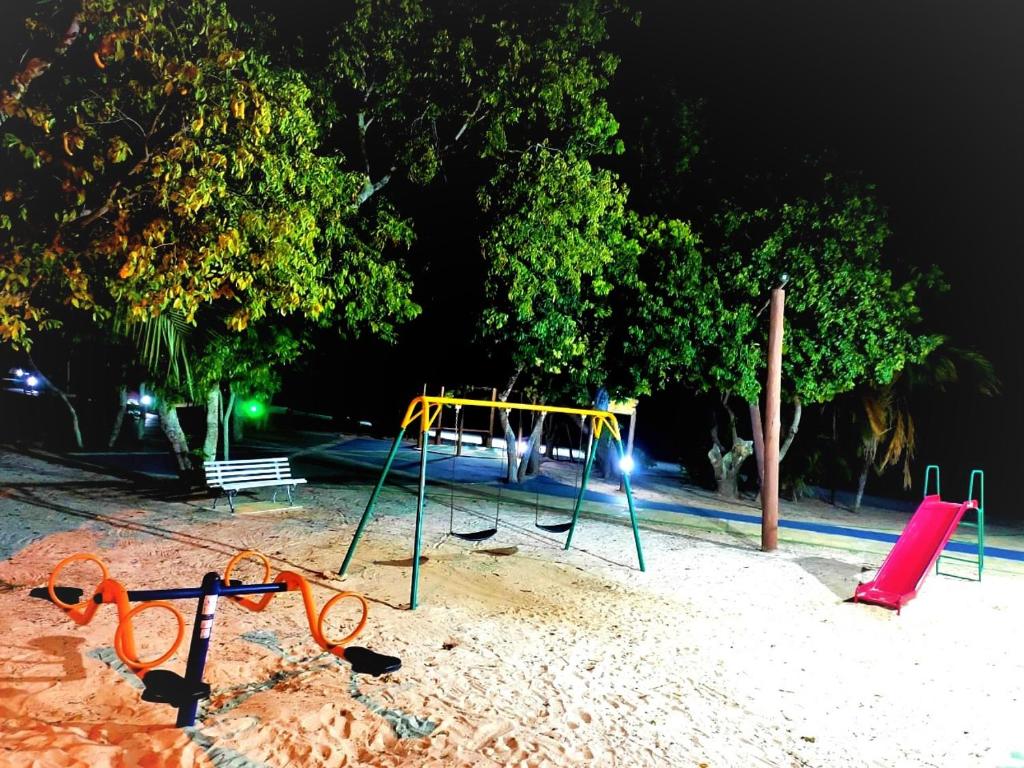  Casa 5/4 no melhor Condomínio Fechado de Guarajuba