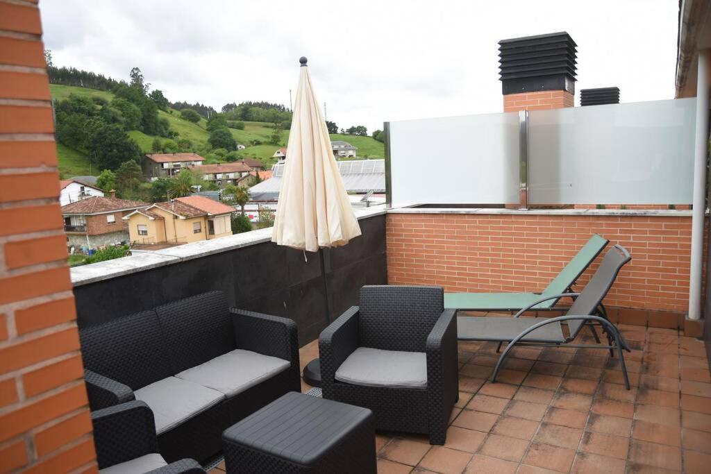 ¡Dúplex con soleada terraza!