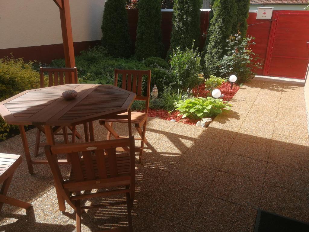 Ágnes Vendégház - Studio Apartment