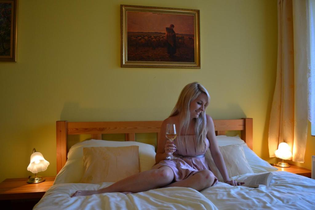 Letto o letti in una camera di U Zlate Brany Cesky raj Wellness