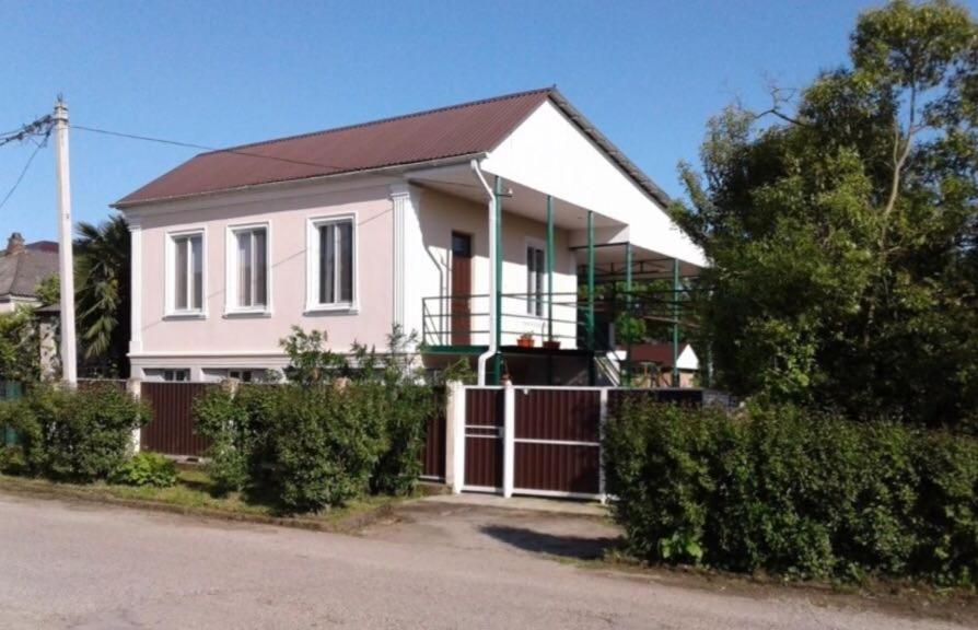 Гостевой дом «Гудаута» - отзывы и видео