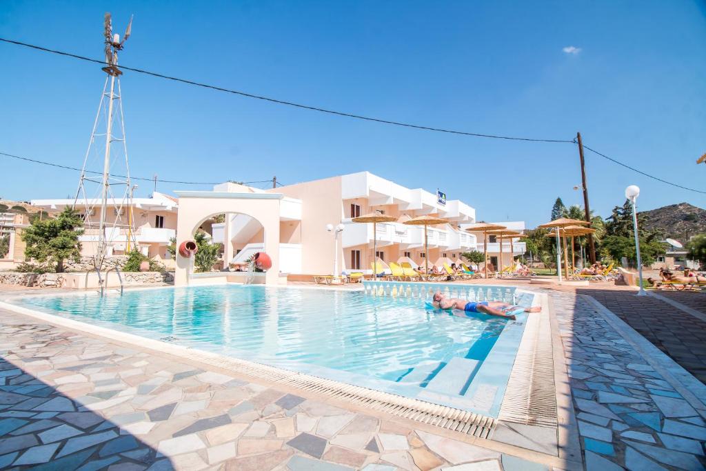 Bazén v ubytování Hotel Dorieas (Diagoras Annex) nebo v jeho okolí