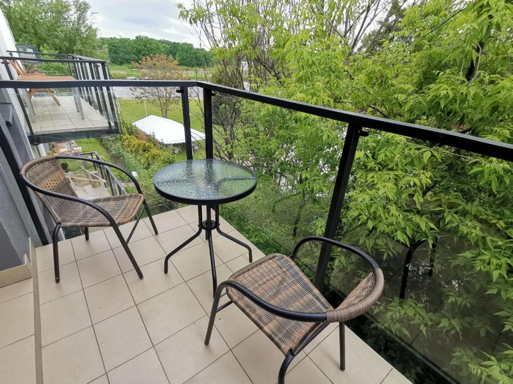 Balkón alebo terasa v ubytovaní Apartament NaGrobli