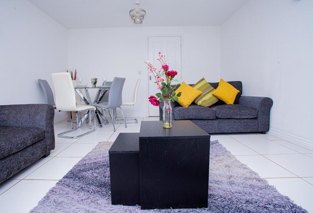 Turners gardens, Northampton (updated prices 2024)