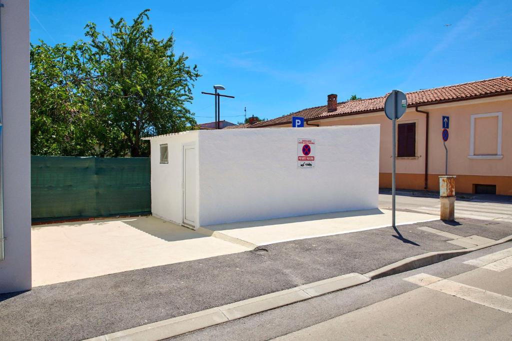 Budynek, w którym mieści się apartament