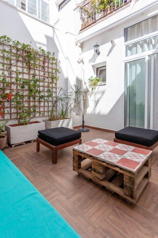 The swimming pool at or close to Family ARTpartment