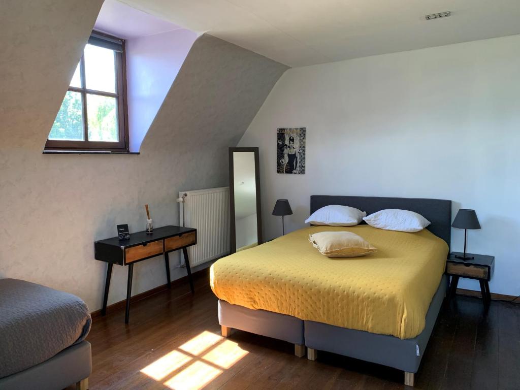 Postel nebo postele na pokoji v ubytování CHAPEAUVEAU Gîte - b&b - Events
