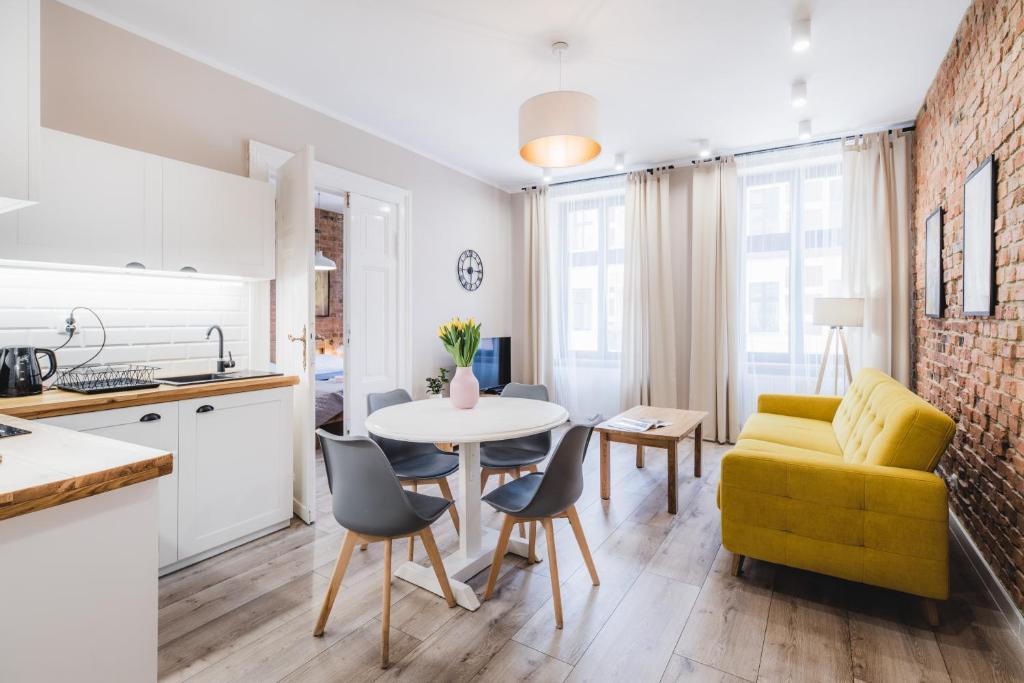 Kuchyňa alebo kuchynka v ubytovaní Modern Apartments Toruń 1 Stare Miasto-Centrum
