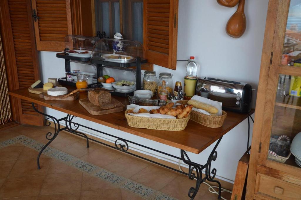 Jídlo v bed and breakfast nebo okolí