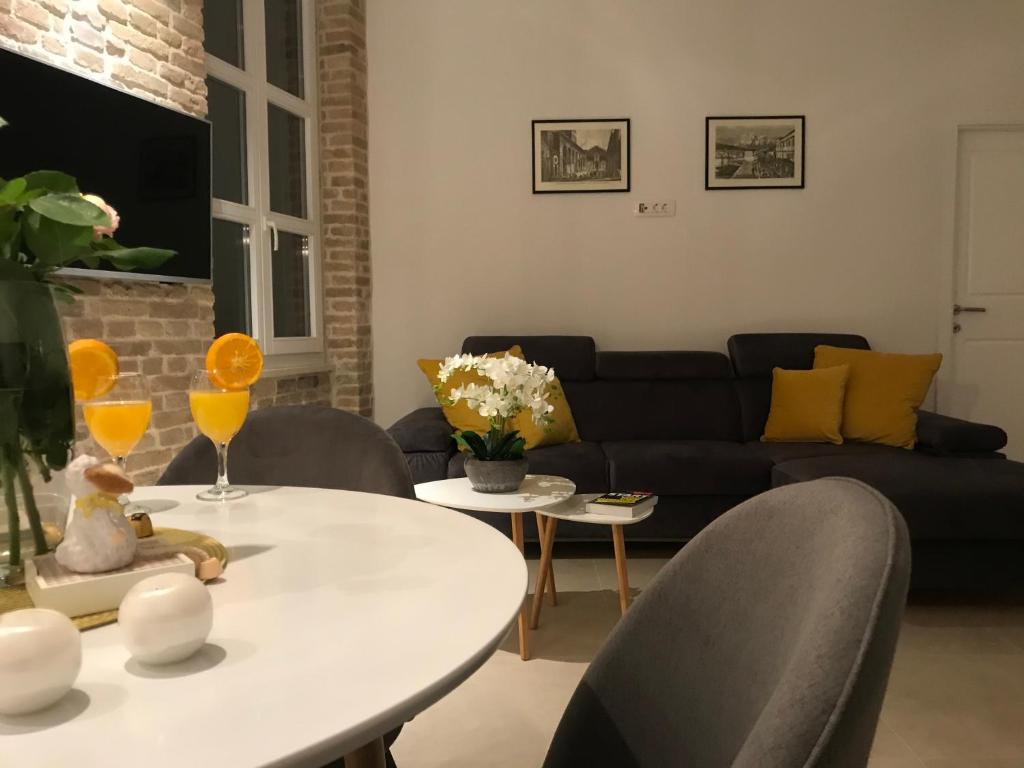 Central Park Residence - 7