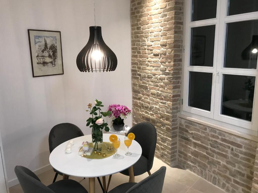 Central Park Residence - 8