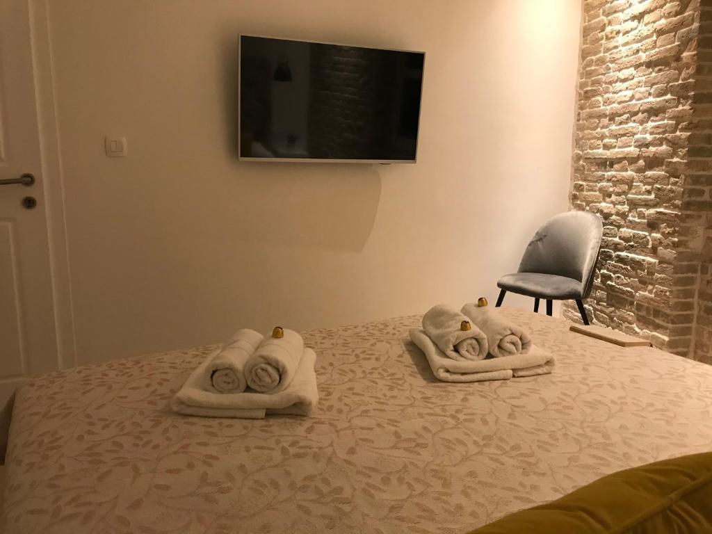 Central Park Residence - 3