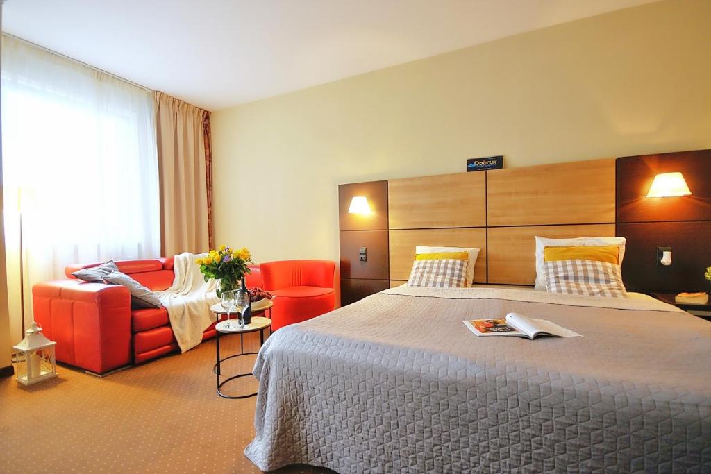 Posteľ alebo postele v izbe v ubytovaní Apartament 200m od plaży DOBRUK APARTAMENTY w DIWA SPA 4 gwiazdki