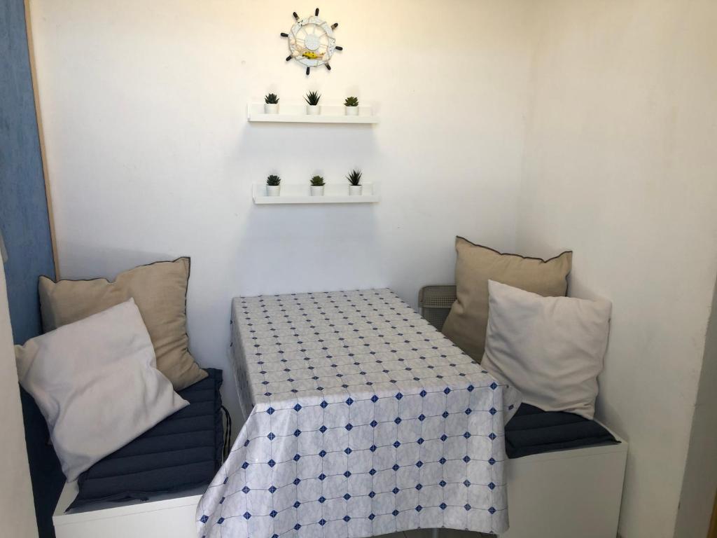 Postel nebo postele na pokoji v ubytování Pia Beach House
