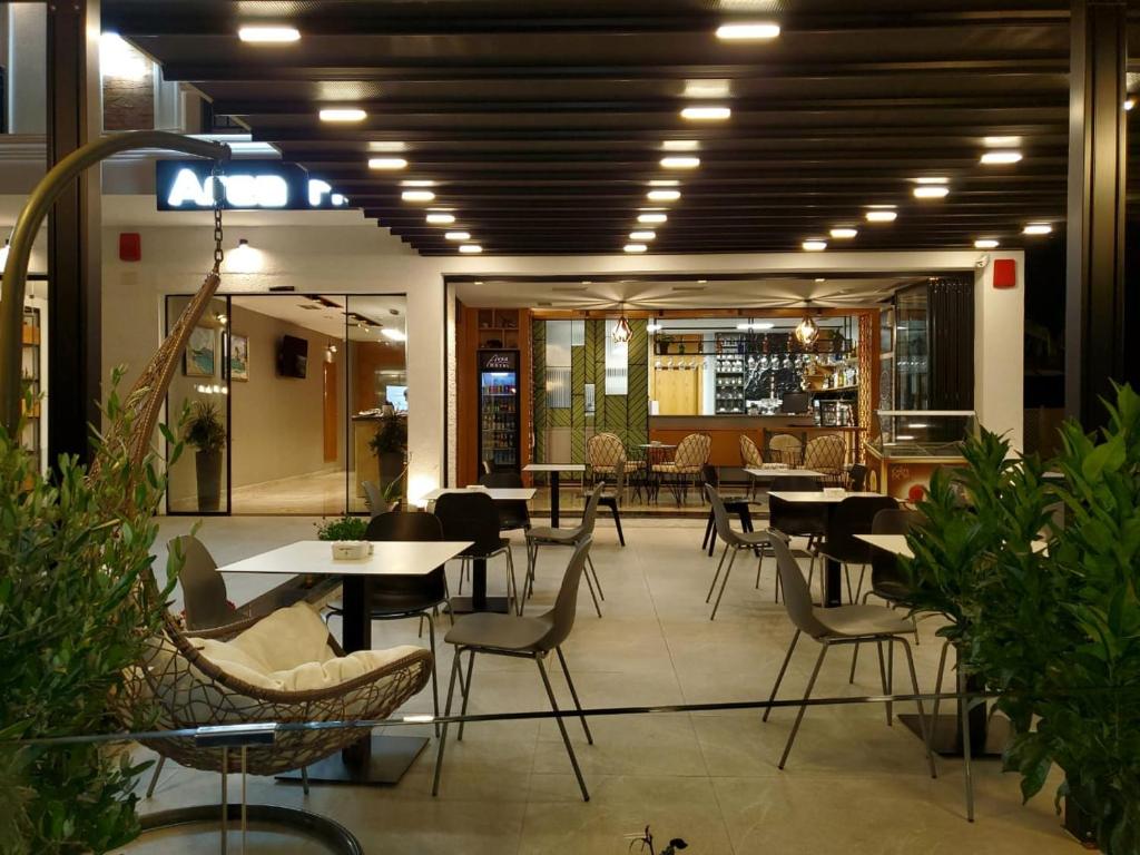 Restaurace v ubytování Area Hotel
