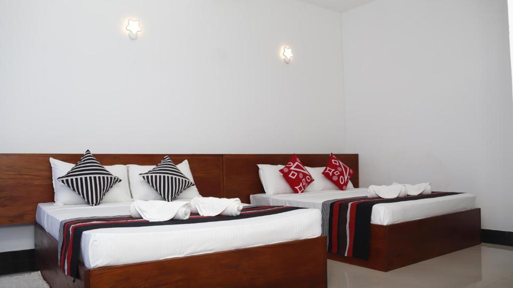 Boo Kirinda Holiday Resort - Family Room With Balcony