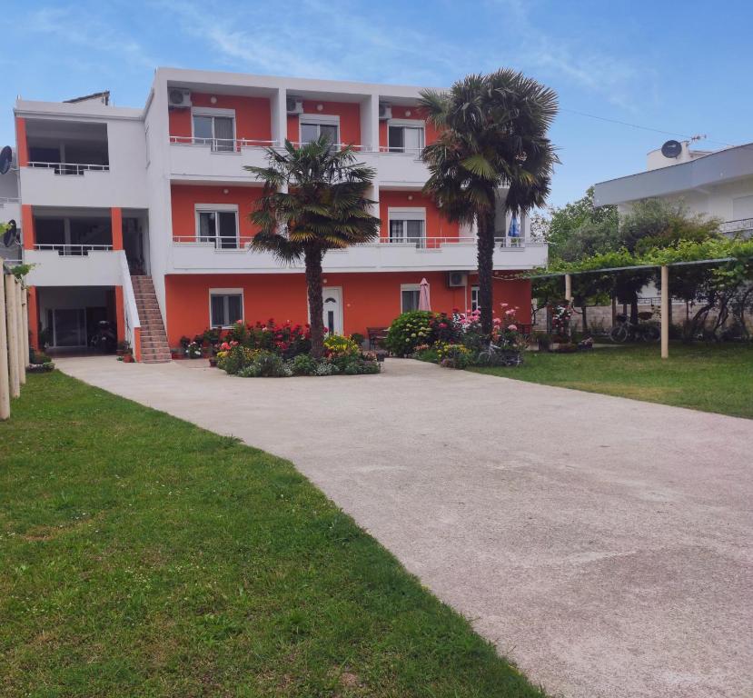 Zahrada ubytování Robi Apartments