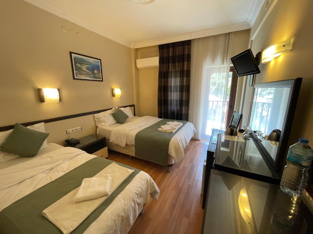Hotel Oludeniz - Double Room With Balcony (2 Adults + 1 Child)