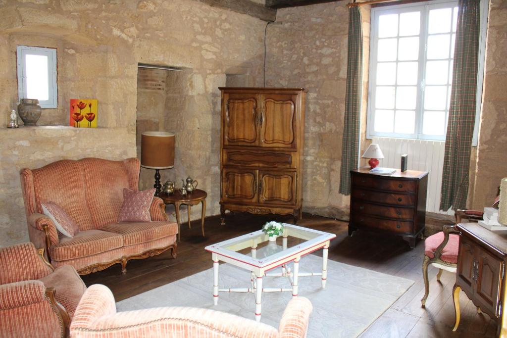 Villa La Roseraie avec accès piscine Hôtel La Roseraie - Vakantiehuis
