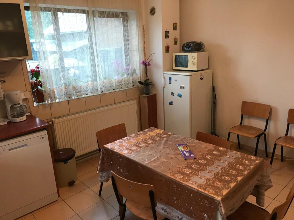 O bucătărie sau chicinetă la Teachers