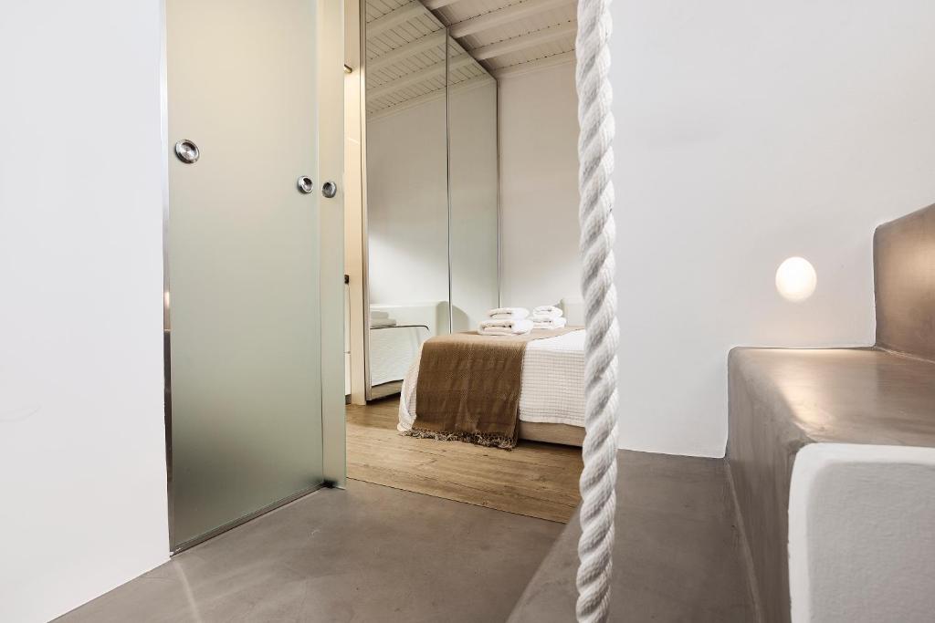 Elaia Luxury Suites Mykonos - 18