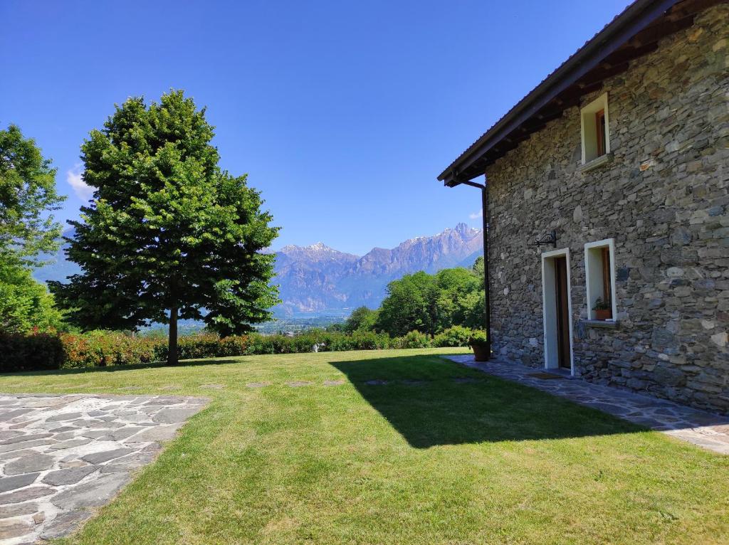 Casa il Tiglio affacciata sul lago di Como - Vakantiehuis
