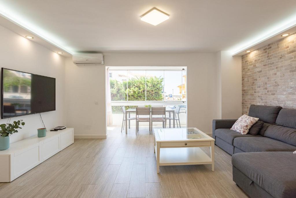 Attractive beach apartment in the center of Rincon, Rincón de ...