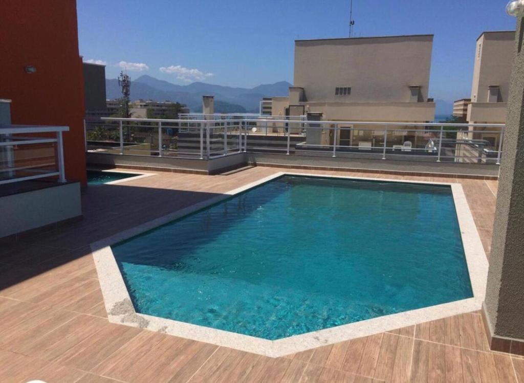  Apto Condomínio Vila Monrealle