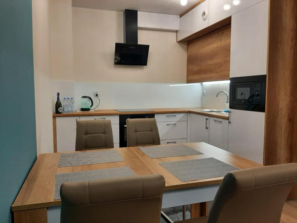 Kuchyňa alebo kuchynka v ubytovaní Apartament NaGrobli