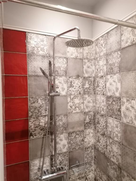 RiverBed Traditional Guest House - 4