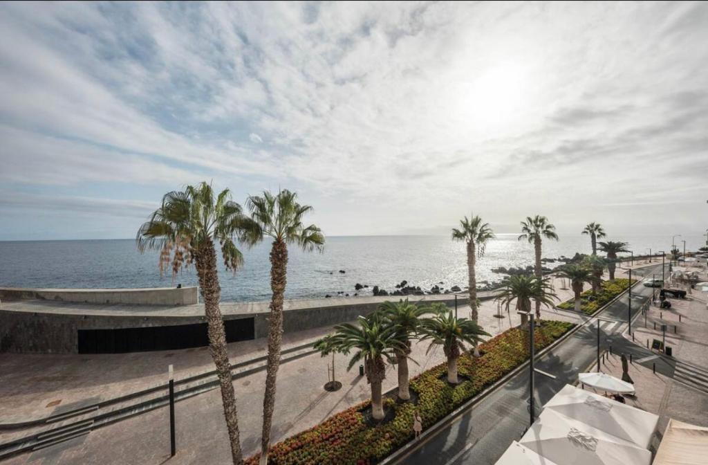 Alojamientos Carla Sea Views - Tenerife- Playa San Juan ...