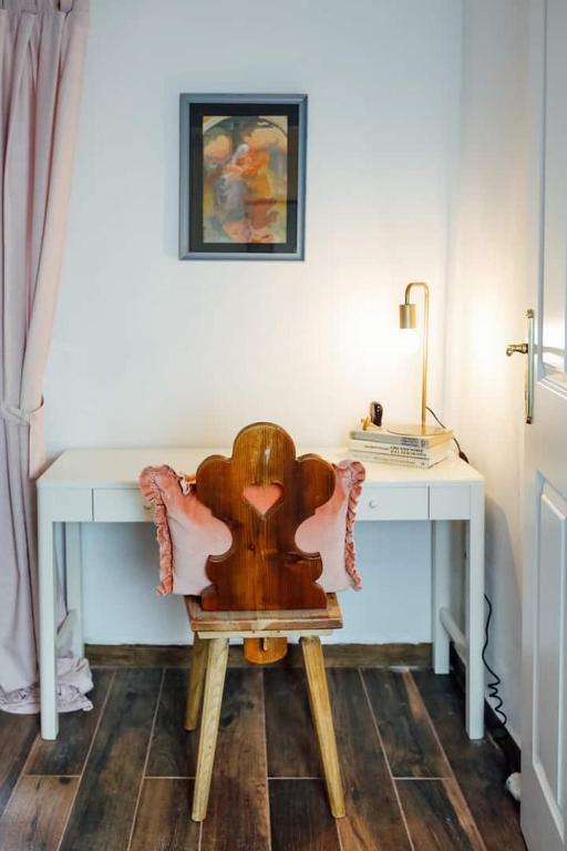 Fotografia z galérie ubytovania Apartment Aussee- Beletage Salzherrenhof- Küche, WLAN, Netflix v destinácii Bad Aussee