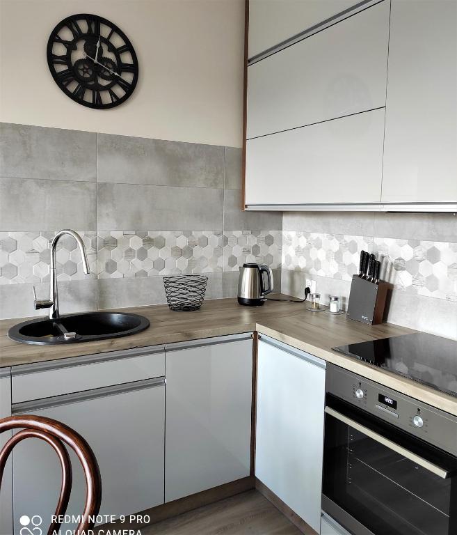 Kuchyňa alebo kuchynka v ubytovaní VIEW 20 APARTAMENT