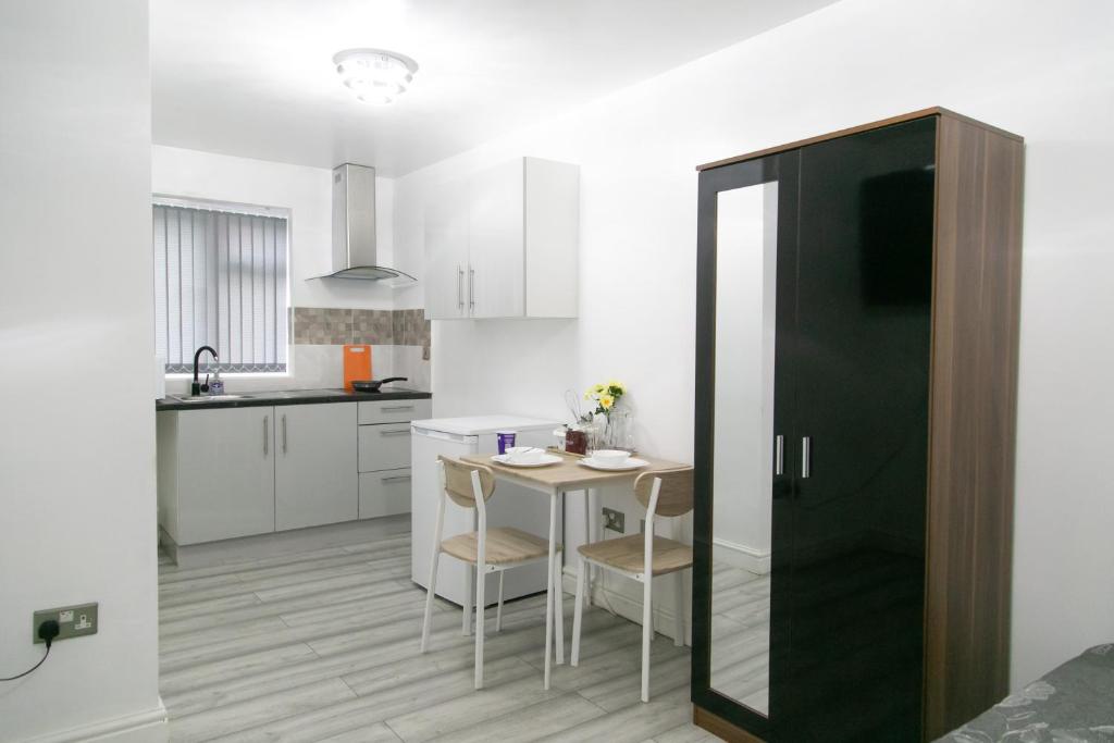 Cheetham Hills Apartments - 