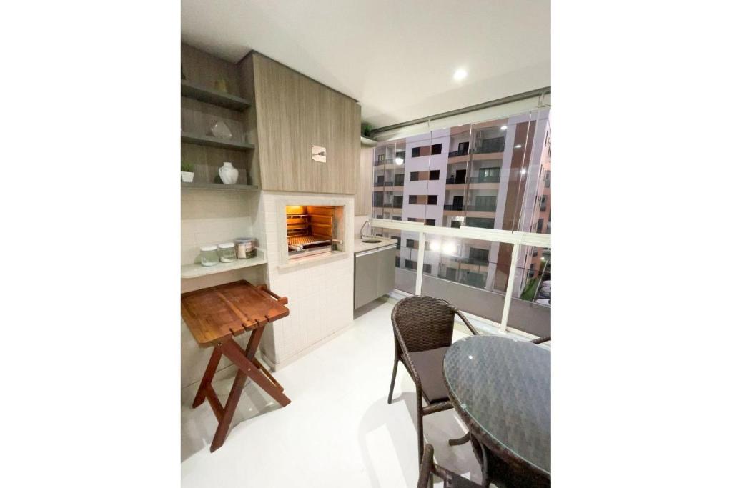  Apartamento de Frente ao Mar em Bertioga - Comodidade e Lazer
