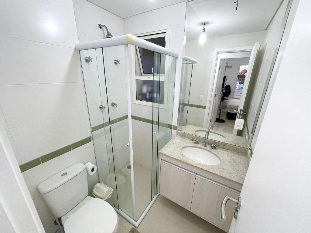  Apartamento de Frente ao Mar em Bertioga - Comodidade e Lazer