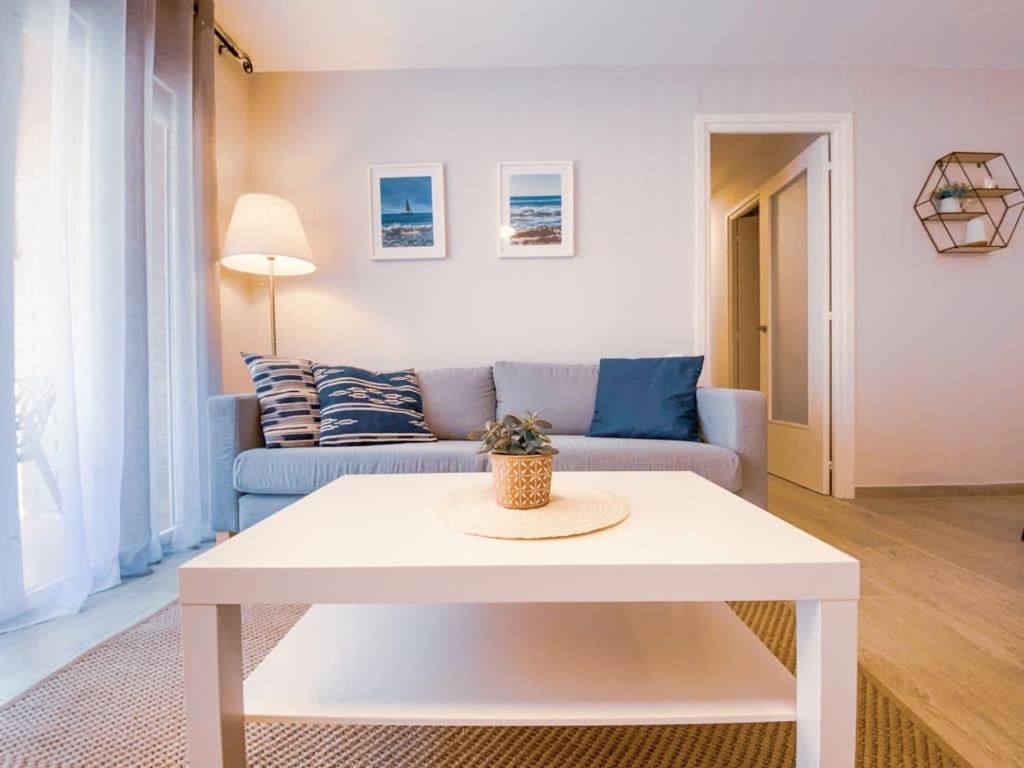 Posedenie v ubytovaní Apartamento a 1 minuto de la playa