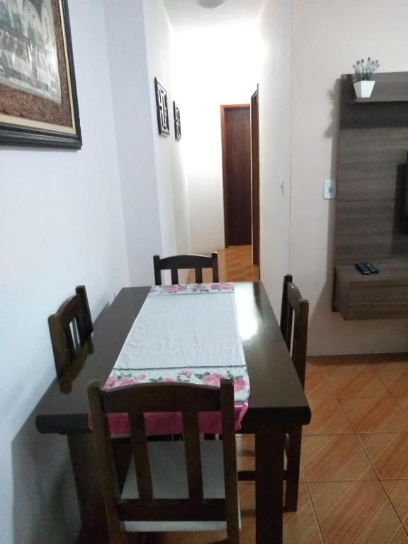  Apartamento para casal em condomínio fechado