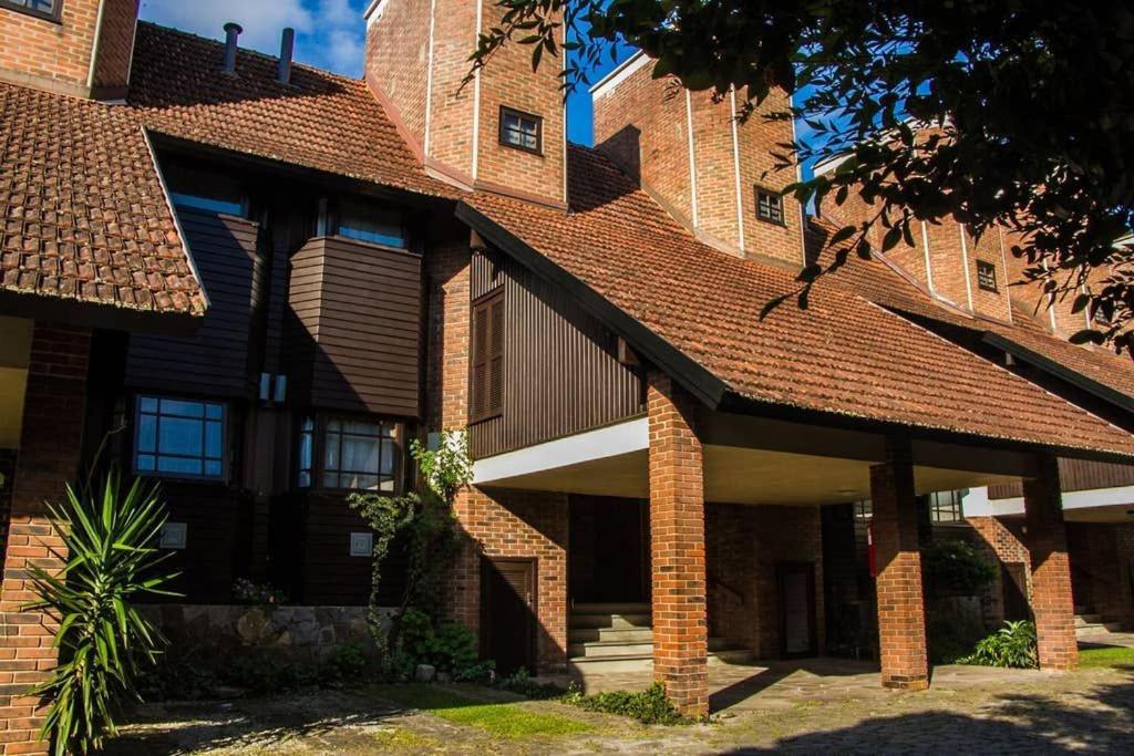  Linda Casa 4D - 600m da Rua Coberta