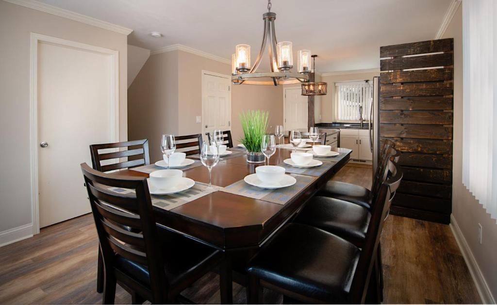 The VUE Boutique Hotel & Boathouse - Family Suite - Land Of Natura Passes Included