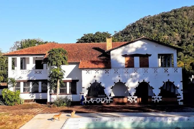  Lá casa Branca